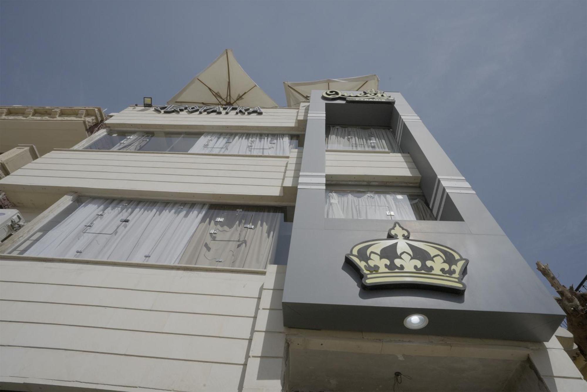 Queen Cleopatra Pyramids Cairo Exterior foto